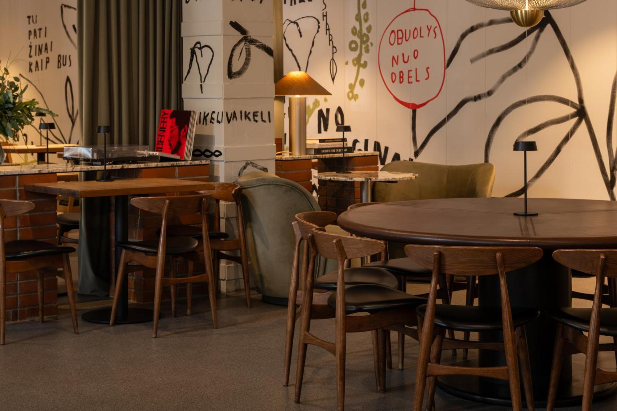 Hotel Corner 3*